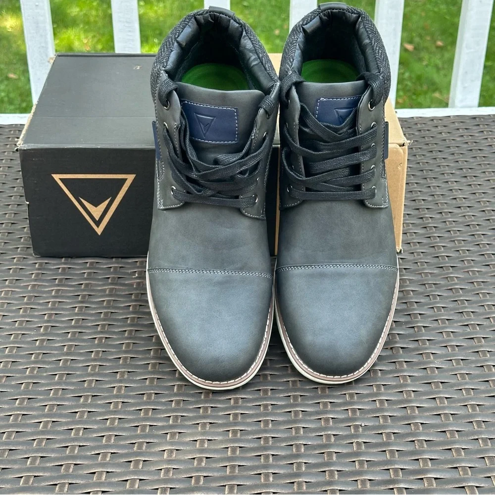New Herringbone Jones Cap Toe Boots, Size 11.5, Vance Co., Men's Lace Up Shoes